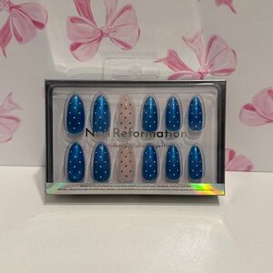 Nail‎ Reformation Blue Polka Dot Press-On Nails